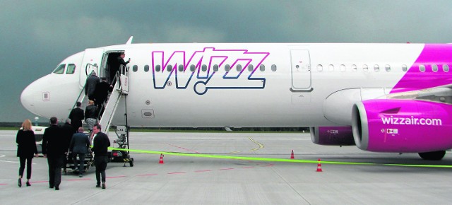 Do Pyrzowic przyleciał wczoraj József Váradi, prezes Wizz Air. Wylądował na pokładzie Airbusa A321 - najnowszego i największego samolotu, jakimi dysponuje obecnie przewoźnik.