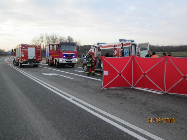 Tragiczny wypadek w Niedzieliskach. Dwie osoby nie żyją [ZDJĘCIA]