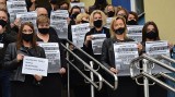 Protest pracowników policji w Ostrołęce. Czarny piątek. Akcja „Niezadowolenie pracowników cywilnych policji”. 15.10.2021