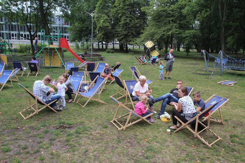 Sosnowiec: w Parku Sieleckim powstała strefa relaksu [ZDJĘCIA