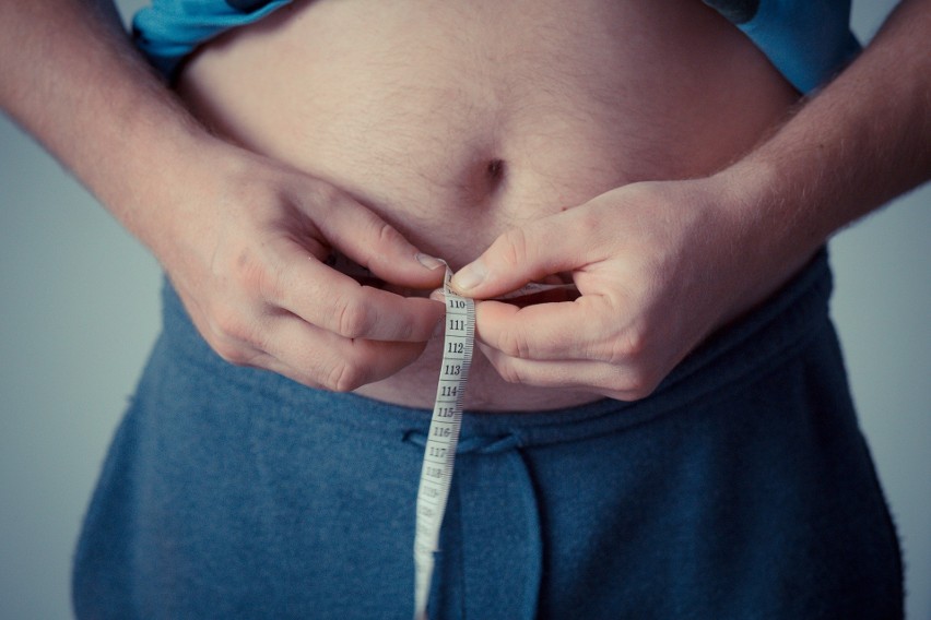 Nadmierna tkanka tłuszczowa jest problemem, z którym boryka...