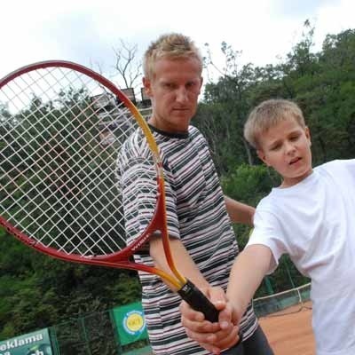 Jednym z podopiecznych Wojciecha Owsiaka jest 12-letni Artur Radomski. I chłopak, i jego trener marzą o wielkich tenisowych triumfach.