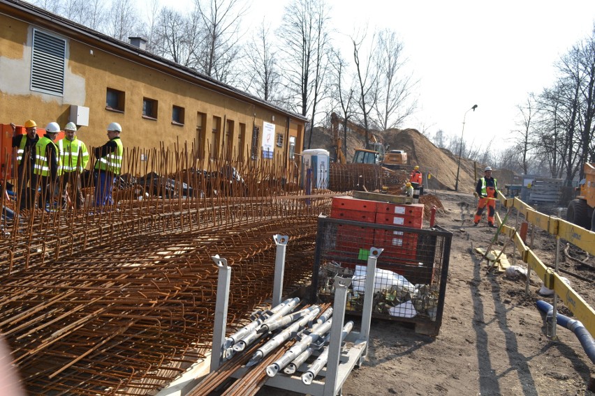 Sosnowiec: trwa budowa nowoczesnego bloku operacyjnego ZDJĘCIA i WIDEO