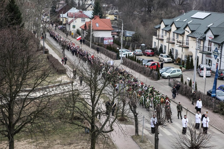 Wspomnienie o infułacie Józefie Wójciku z Suchedniowa. Ksiądz wypominał nam siedem grzechów głównych...Zobacz zdjęcia 