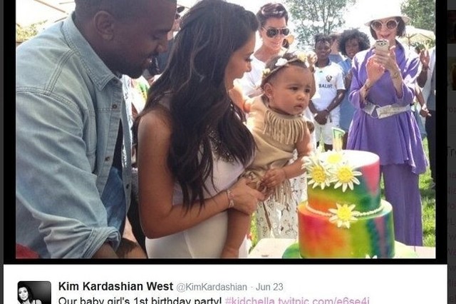 Kim Kardashian, Kanye Wet i ich córka North (fot. screen z Twitter.com)