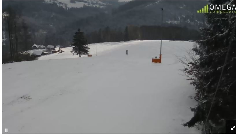 Warunki narciarskie w Beskidach: Jest bajecznie! Nic tylko szusować! [ZDJĘCIA Z KAMEREK]