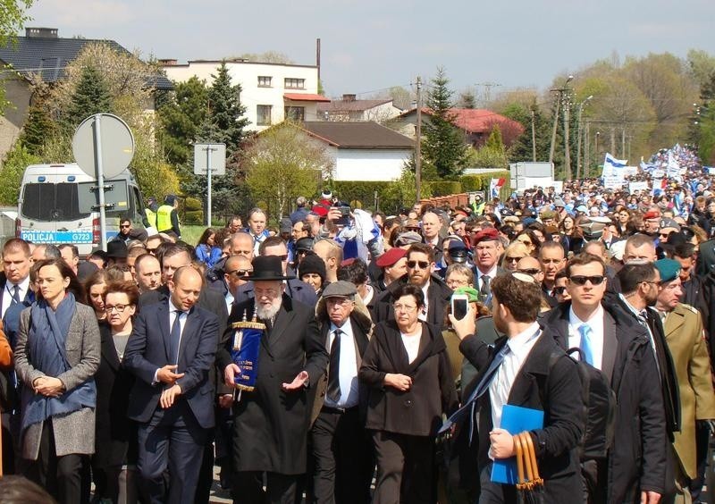 26 Marsz Żywych przeszedł z byłego niemieckiego obozu Auschwitz I do Auschwitz II Birkenau