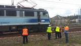 Tragedia w Blachowni. Pociąg Intercity potrącił 70-latkę. Kobieta zmarła w karetce