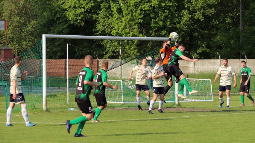 Zagłębie Piechcin  -  Burza Nowa Wieś Wielka  2 : 0 (2:0)...