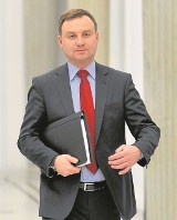 Duda patrzy poza Małopolskę