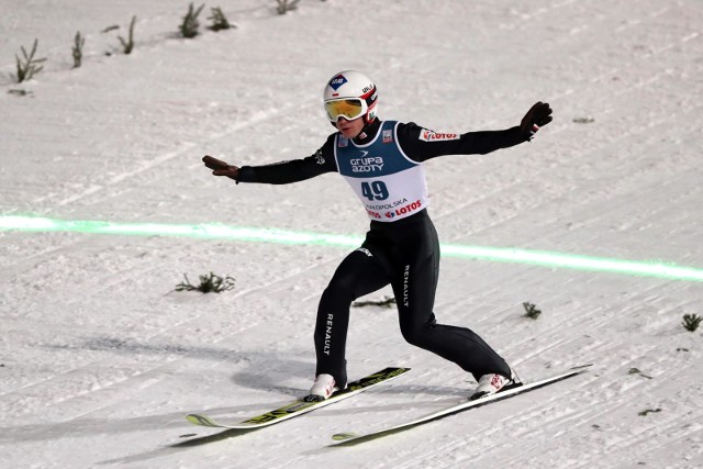 Kamil Stoch w PŚ w skokach narciarskich w Titisee-Neustadt w sobotę był 1., a w niedzielę 17.