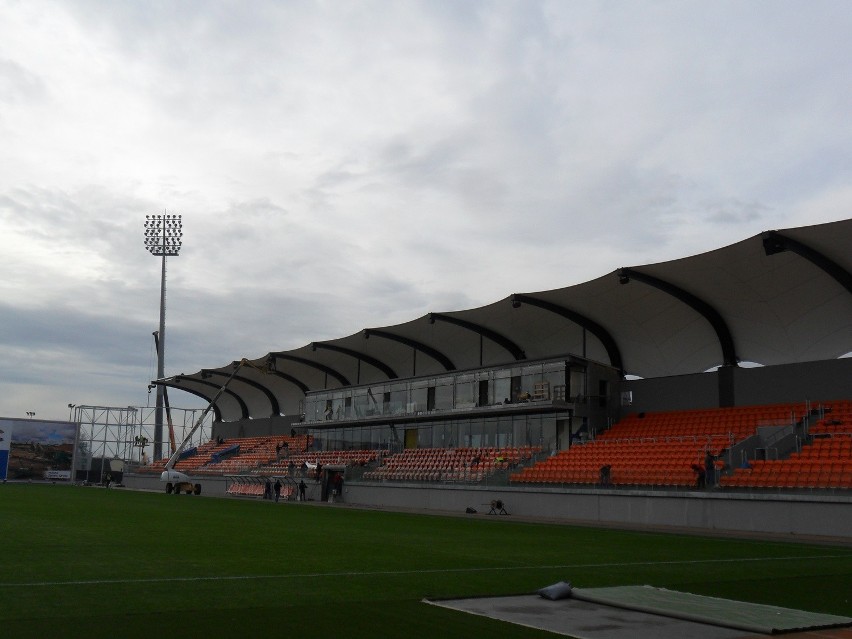Stadion Termaliki w Niecieczy. Zdjęcia z 17 listopada.