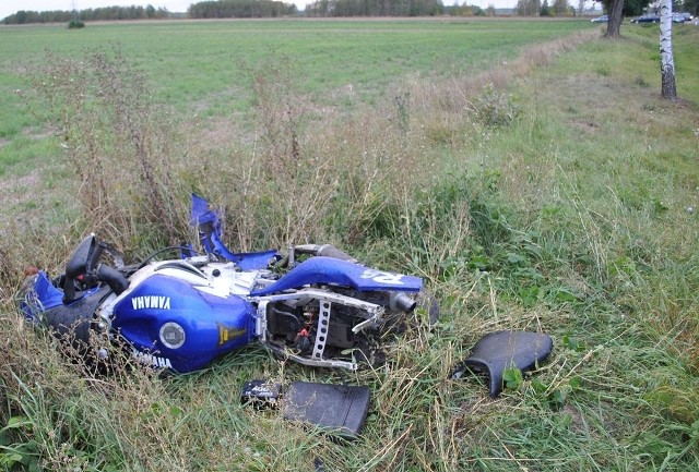 Gmina Przysucha. Wypadek w Zawadach. Motocyklista zderzył się z fiatem ducato na "dwunastce".