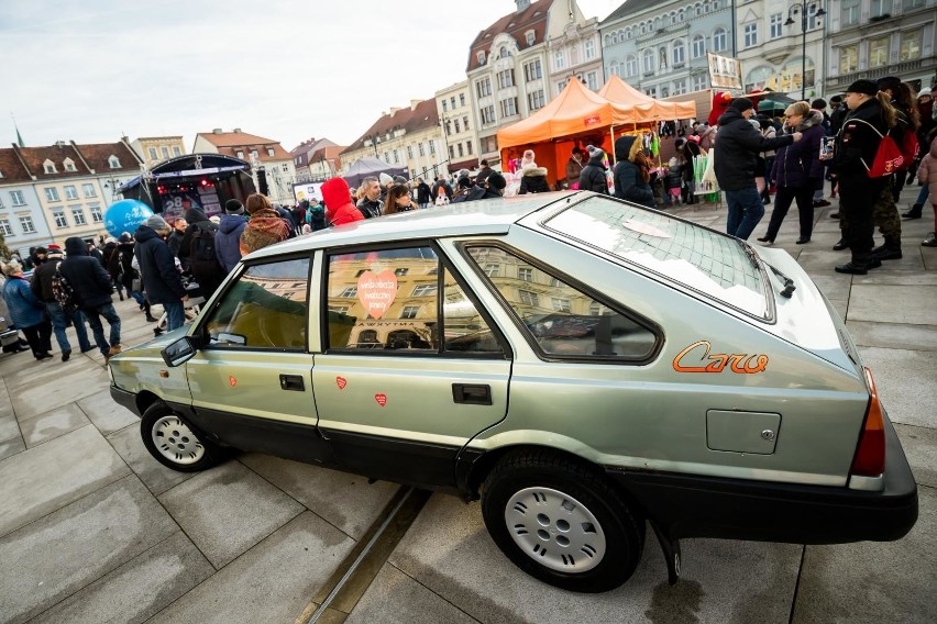 W Bydgoszczy kwestuje około 700 wolontariuszy. Wśród nich...