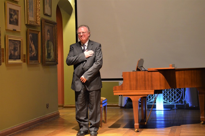 Daniel De Clerck dyrektor Akademii Muzycznej Fryderyka Chopina w Brukseli dał recital w Muzeum Podlaskim (zdjęcia)