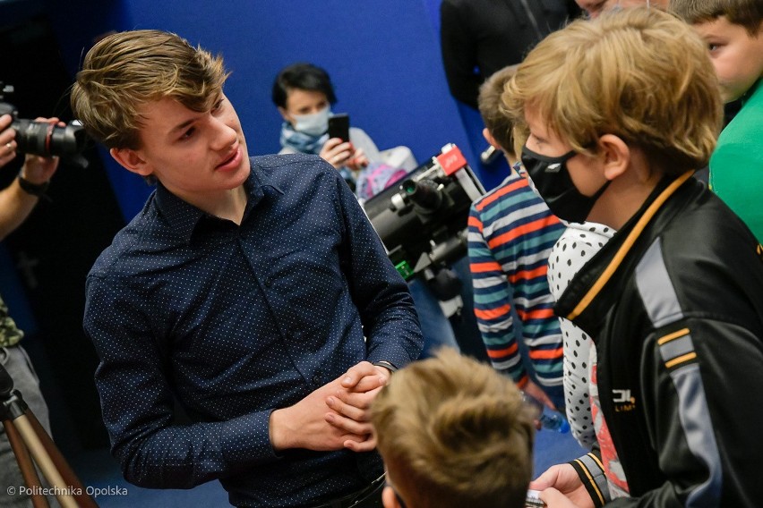 Trwa nabór do Dziecięcej i Młodzieżowej Politechniki Opolskiej. Można zgłaszać swoje pociechy do udziału w ciekawych wykładach