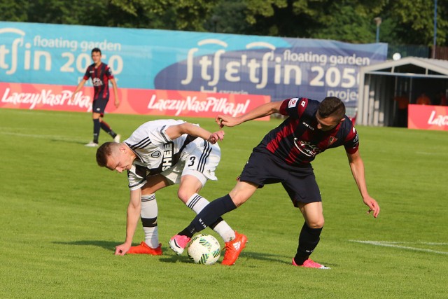 Pogoń Szczecin - Legia Warszawa 2:1 w rewanżowym spotkaniu finału CLJ. Pierwszy mecz wygrała Legia 4:1 i to ona cieszyła się z mistrzostwa Polski juniorów.