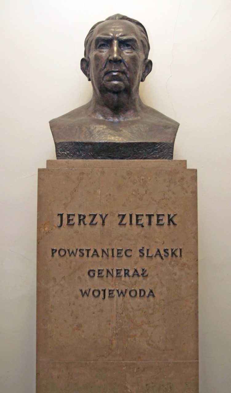 Popiersie Jerzego Ziętka w Śląskim Urzędzie Wojewódzkim