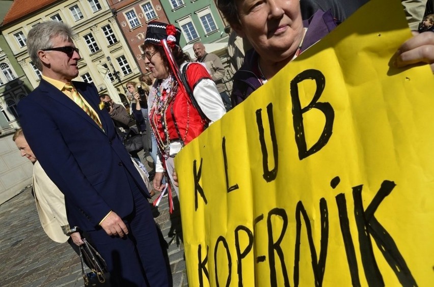 Senioralni. Poznań: Prezydent przekazał seniorom klucze do...