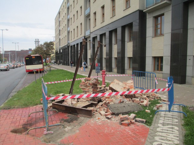 Fragment muru Stoczni Gdańskiej został zniszczony 29 września.