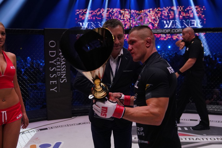 KSW 45. Michał Materla powalczy o pas wagi średniej, tytuł w ciężkiej nie dla Karola Bedorfa