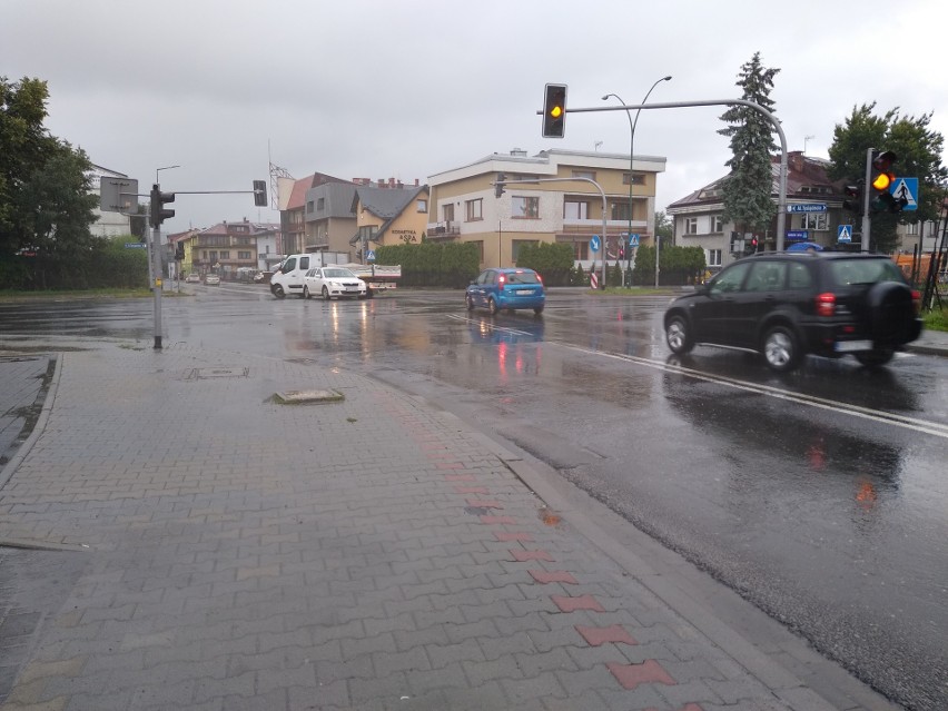 Skrzyżowanie drogi krajowej z ulicą Szaflarską