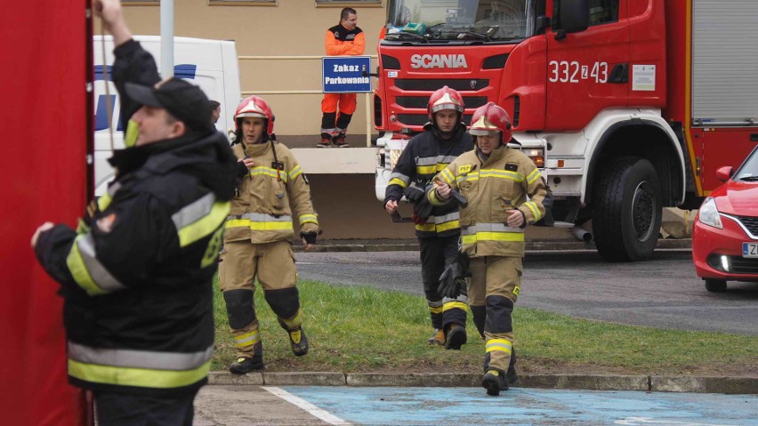 Ćwiczenia strażackie przed koszalińskim szpitalem w związku...