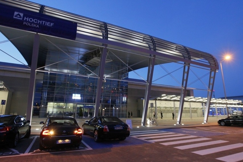 Port lotniczy Poznań-Ławica doczekał się nowego terminala i...