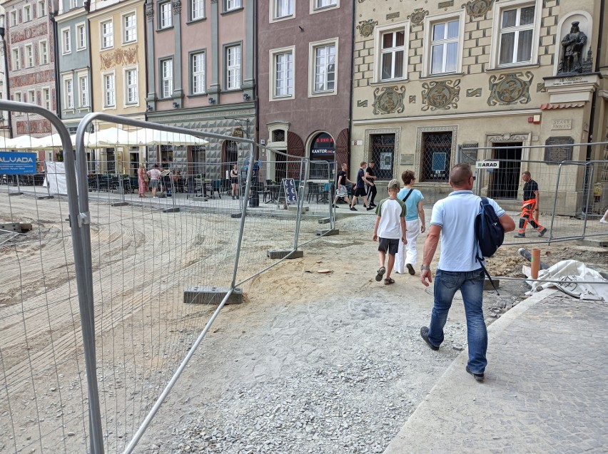 Stary Rynek w trakcie przebudowy, która ma zakończyć się w...
