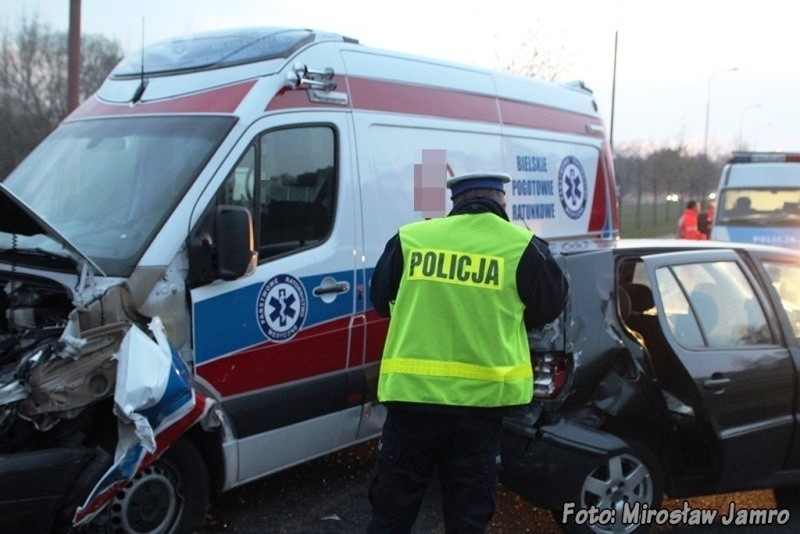 Wypadek karetki w Bielsku-Białej