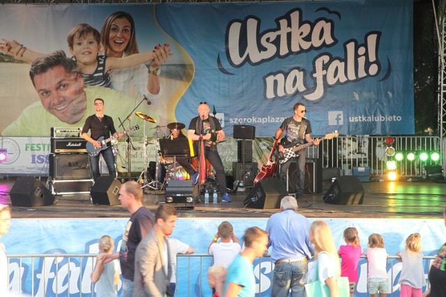 W sobotę na scenie przy Promenadzie Dolnej odbył się koncert szantowy zespołu Pearl Harbour.