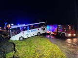 Groźny wypadek autokaru łukowskiego przewoźnika. Ranne zostały dzieci, które były na wycieczce szkolnej (ZDJĘCIA)