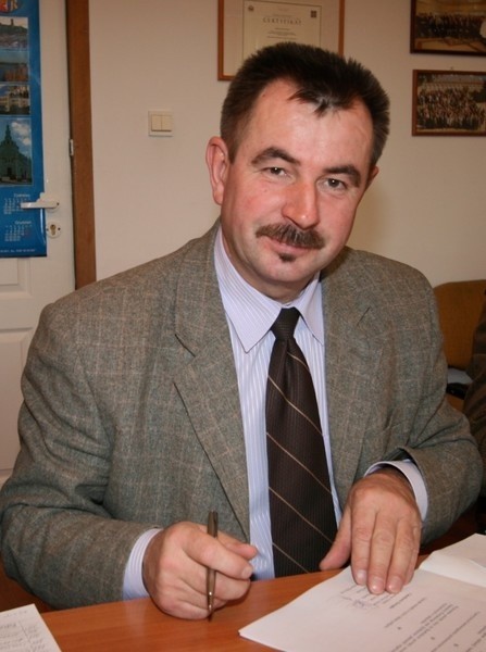 Mirosław Ślifirczyk, starosta radomski zarabia miesięcznie 12 tysięcy zlotych brutto