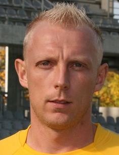 Marek Szyndrowski po raz pierwszy zagrał na Arenie Kielc w meczu przeciwko Koronie. I przyczynił się do zwycięstwa Ruchu 1:0.