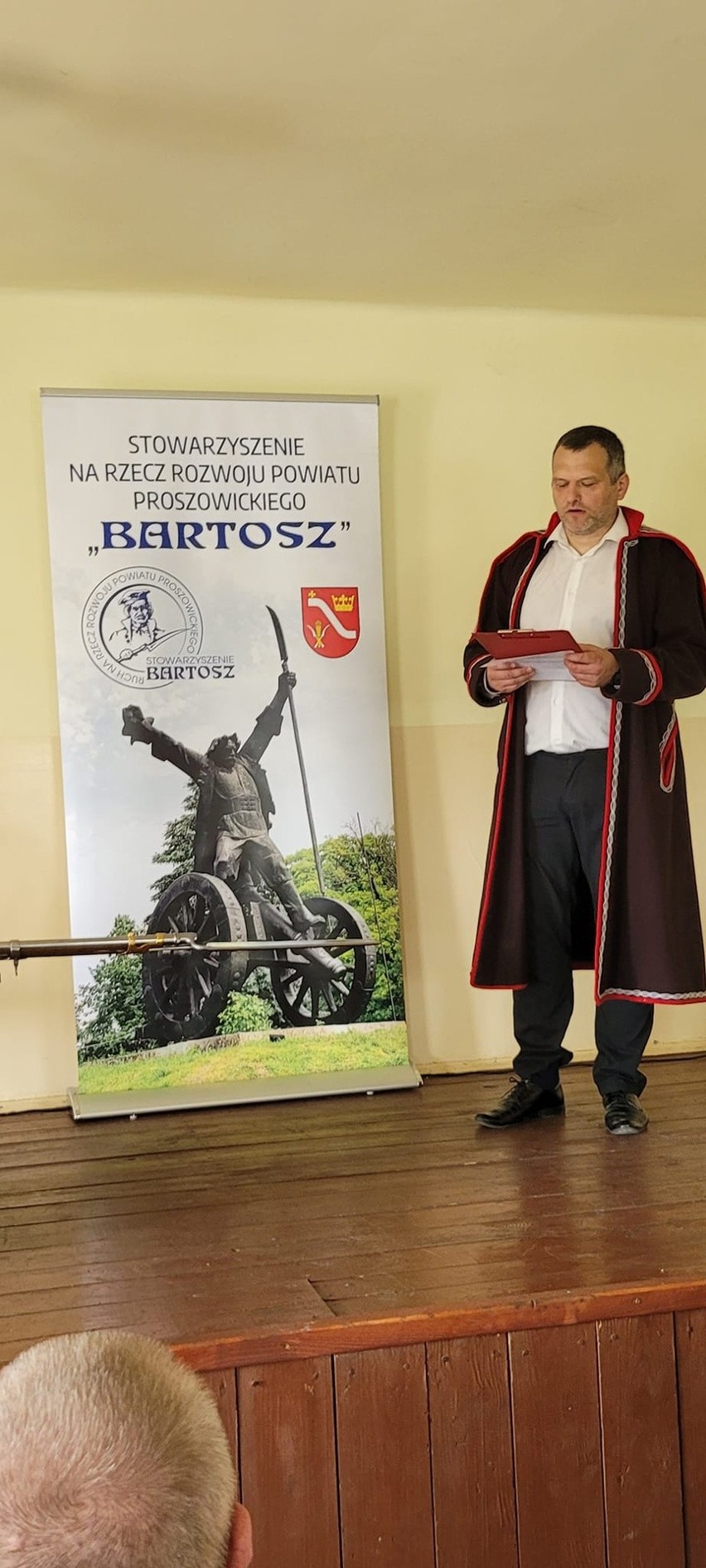 Zakrzów. Wojciech Bartosz Głowacki, bohater bitwy pod Racławicami, został upamiętniony tablicą w rodzinnej miejscowości 