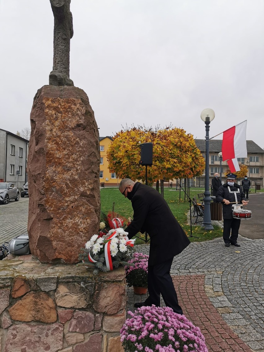 Święto Niepodległości w gminie Kunów. Pamiętali o bohaterach [ZDJĘCIA]