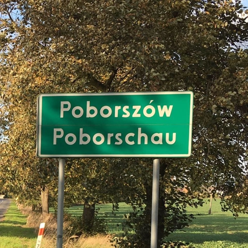 Proboszcz znalazł w szafie mężczyznę z ubraniami na zmianę i dużą torbą. Dziwna historia z kościoła pw. św. Marii Magdaleny w Poborszowie