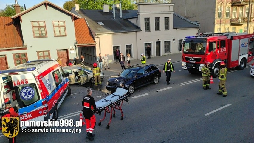 Kolizja w Gdańsku na ul. Trakt Św. Wojciecha. Jedna osoba...