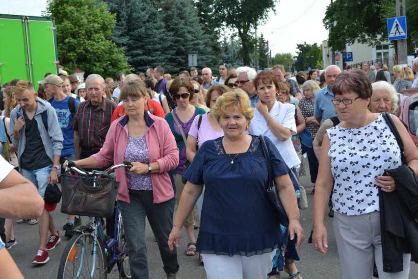 Ostrołęka: wyruszyła pielgrzymka na Jasną Górę [ZDJĘCIA+WIDEO]