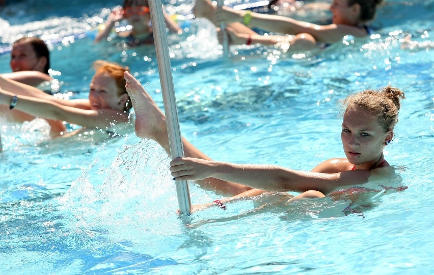 We wrocławskim aquaparku panie próbowały swych sił w aqua...