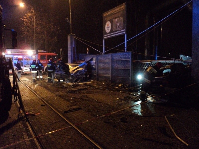 Tragiczny policyjny pościg ul. Tymienieckiego. Kto odpowiada za śmierć kierowcy? [zdjęcia]