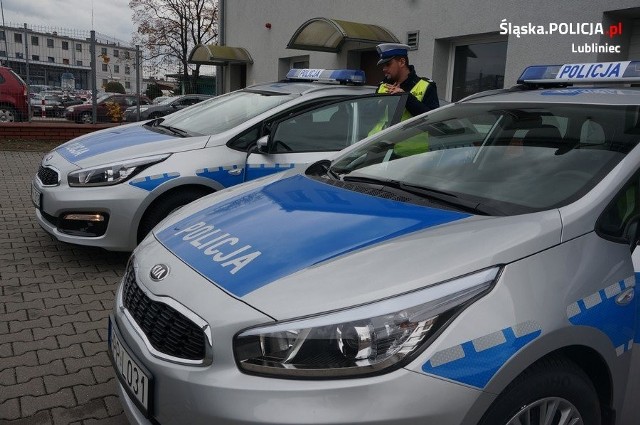 Policjanci w Lublińcu mają nowe radiowozy. To kia cee'd oraz hybrydowa toyota zakupiona w czerwcu.