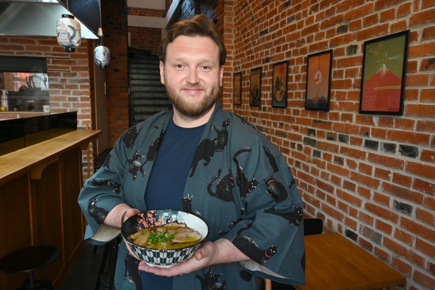 Michał Kostrzewa, właściciel lokalu zapewnia, że w menu...