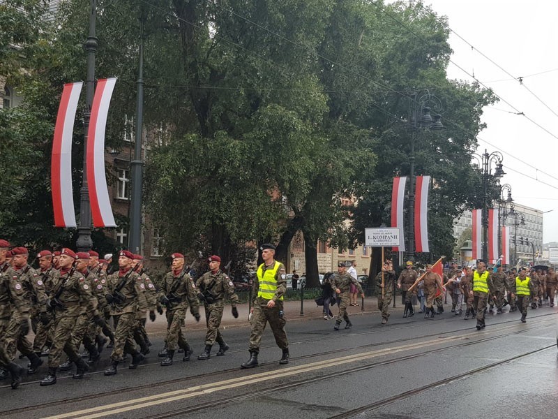 Msza święta w królewskiej katedrze na Wawelu w przeddzień marszu szlakiem Pierwszej Kompanii Kadrowej