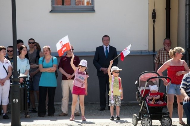 Uroczystość w samo południe nie zgromadziła zbyt wielu mieszkańców.