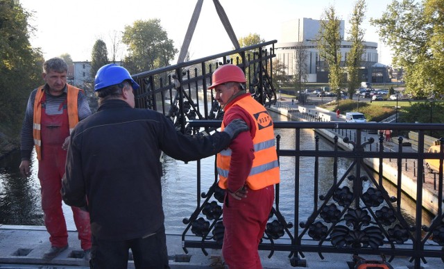 remont mostu Jerzego Sulimy-Kamińskiegoremont mostu Jerzego Sulimy-Kamińskiego Mostowa Balustrady