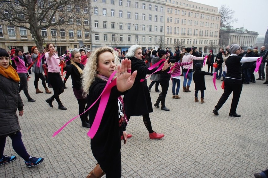 Akcja "One Billion Rising - nazywam się Miliard" na placu...