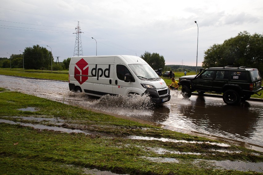 Gdzie jest burza? Radar burzowy online. Ostrzeżenie IMGW...