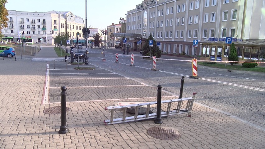 Utrudnienia w centrum Białegostoku. Na Placu Niezależnego...