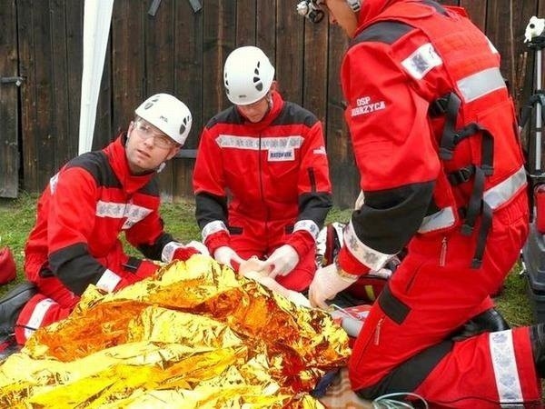 Druhowie z OSP Dobrzyca pod wodzą Radosława Pawlaczyka często starają się uratować ludzkie życie w wypadku